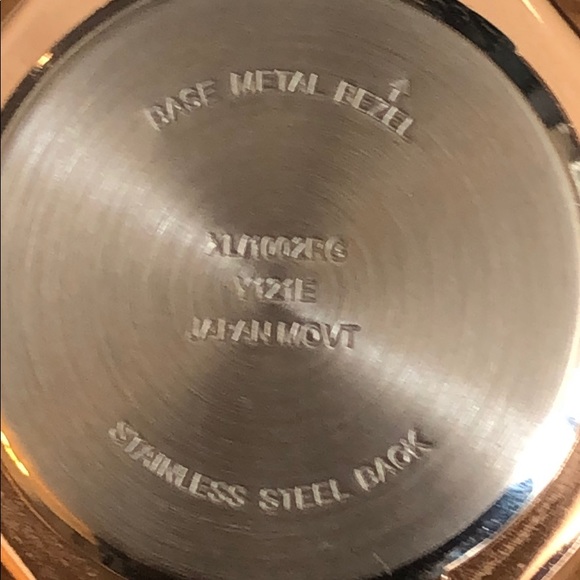 Target White & Rose Gold Watch - Picture 3 of 3